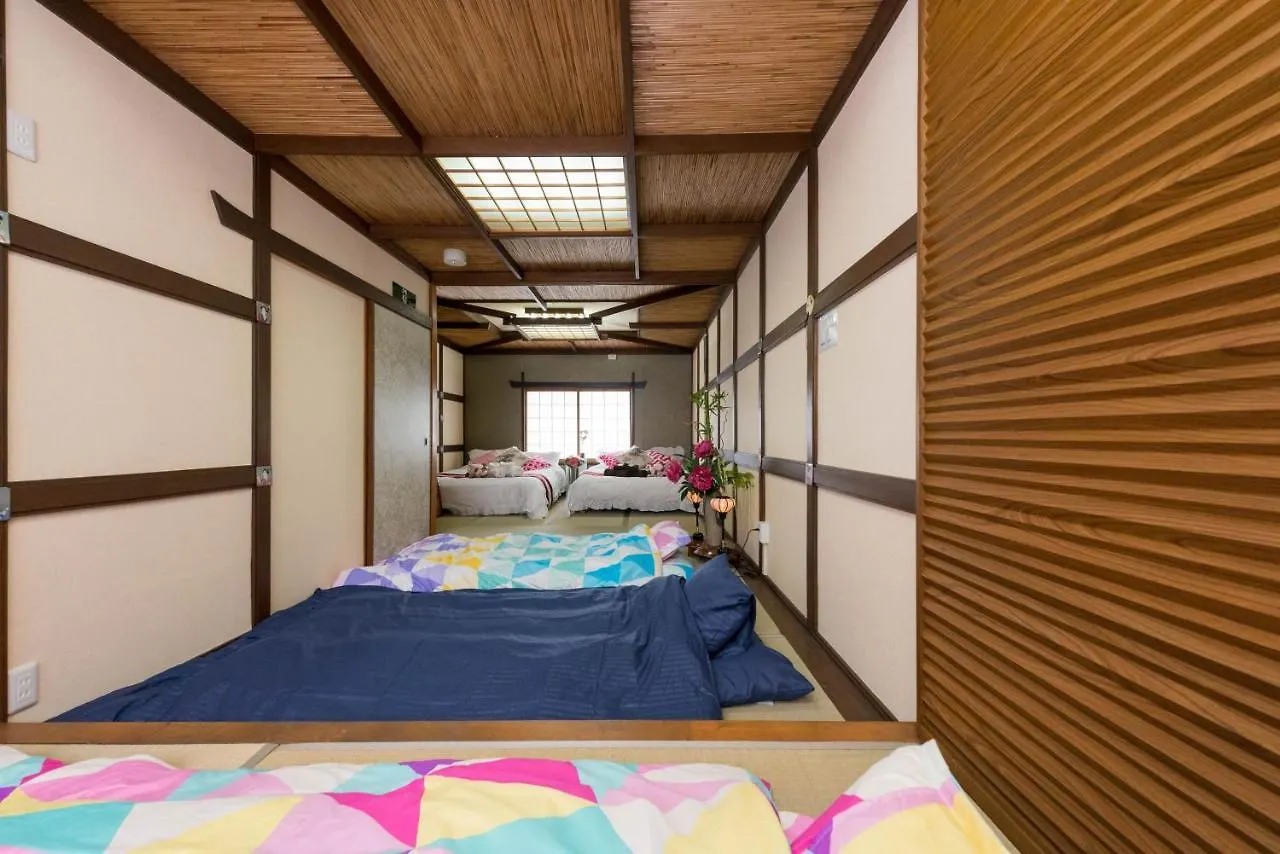 The Bamboo Moon Palace / Shin-Osaca Japão